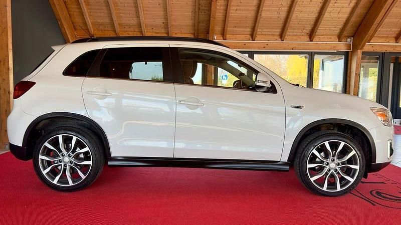 Gebraucht Mitsubishi ASX Classic Collection Plus 150 PS (110 kW) 2016 Weiß SUV