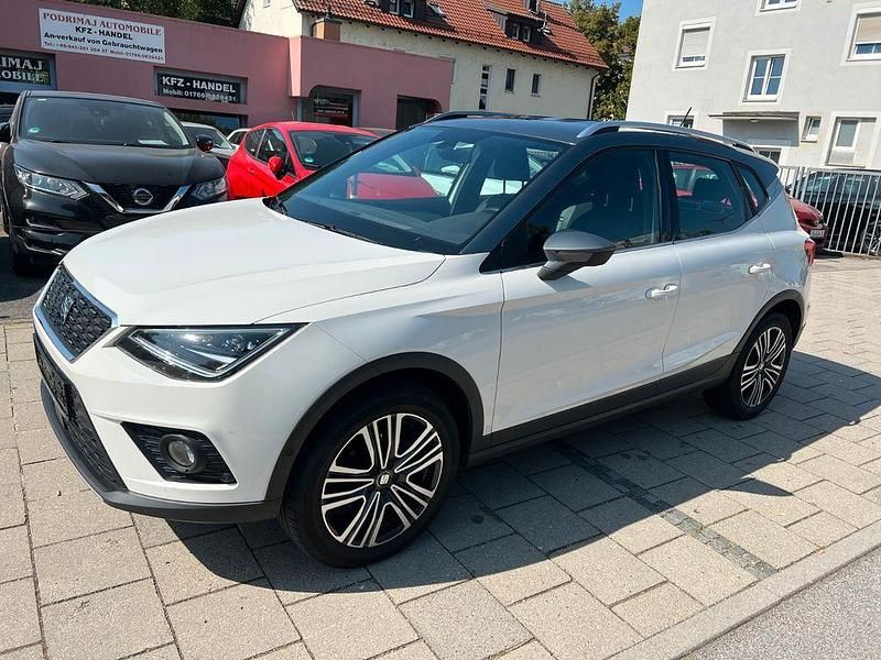Weiß Gebraucht 2017 Seat Arona XCELLENCE SUV | 11.650 € (Guter Preis) - Bild 1/4