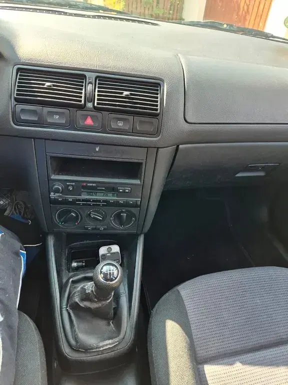Gebraucht VW Golf IV Basis 75 PS (55 kW) 2000 Rot Limousine