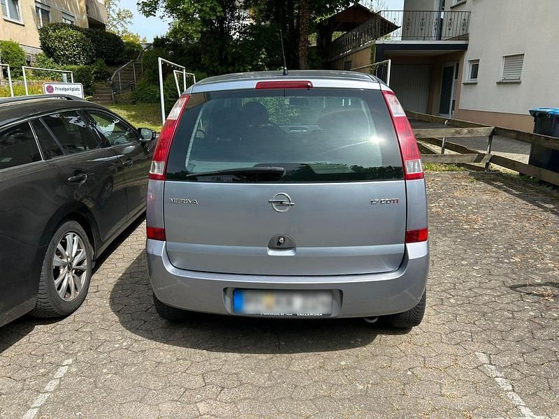 Usata Opel Meriva 101 CV (74 kW) 2004 Grigio Monovolume
