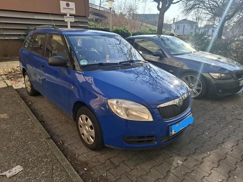 Blau Gebraucht 2009 Skoda Fabia Kombi | 950 € (Superpreis) - Bild 1/4