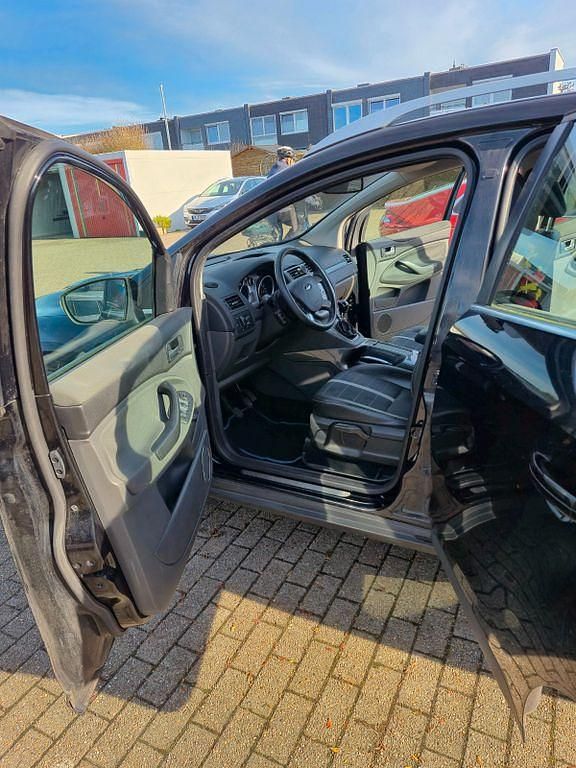 Gebraucht Ford Kuga Titanium 140 PS (102 kW) 2011 Schwarz SUV