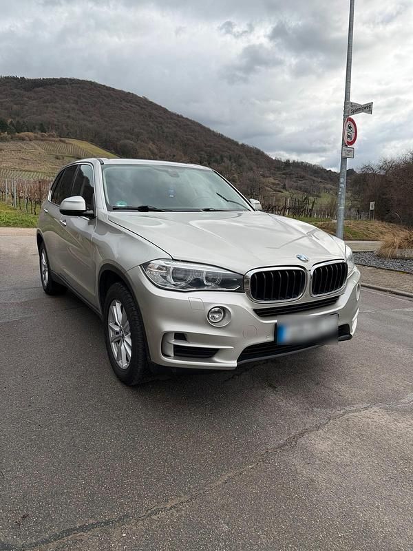 Gebraucht BMW X5 258 PS (189 kW) 2015 Silber SUV