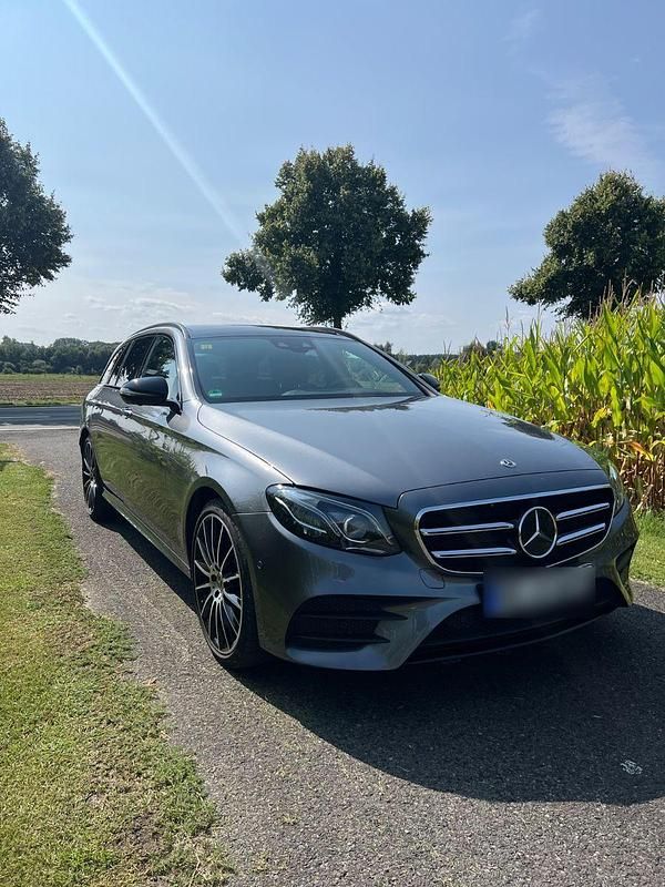 Usata Mercedes E450 AMG line 367 CV (269 kW) 2019 Grigio Station wagon