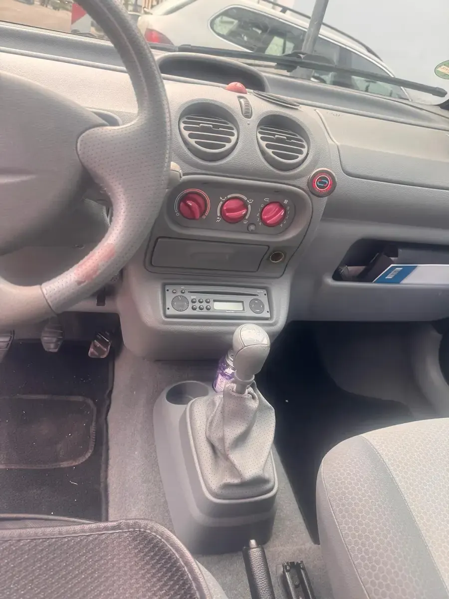 Używany Renault Twingo 2004 Czarny Hatchback
