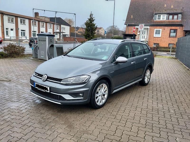 Gebraucht VW Golf Alltrack 184 PS (135 kW) 2019 Grau Kombi