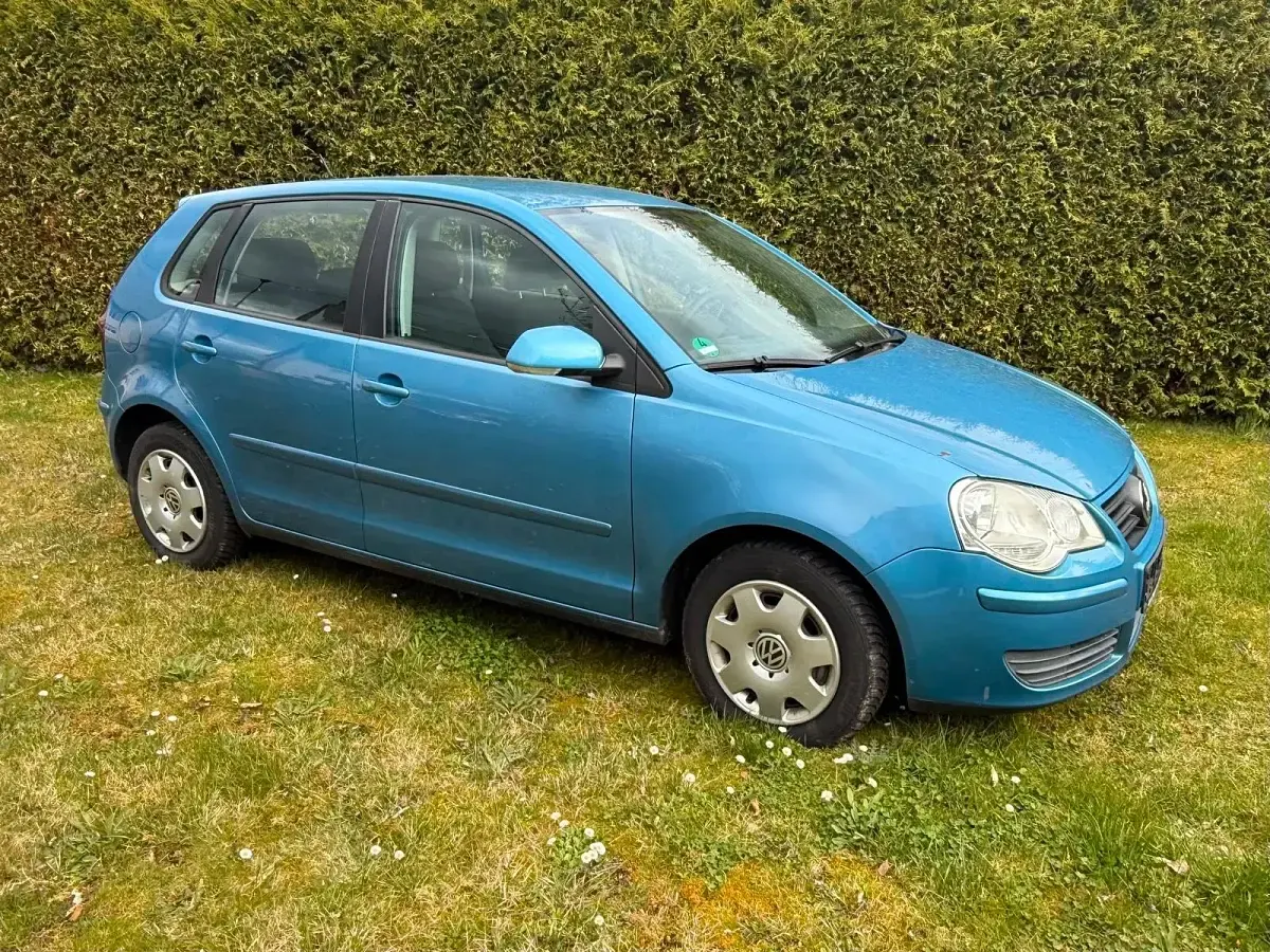 Gebraucht VW Polo 75 PS (55 kW) 2005 Blau Kleinwagen