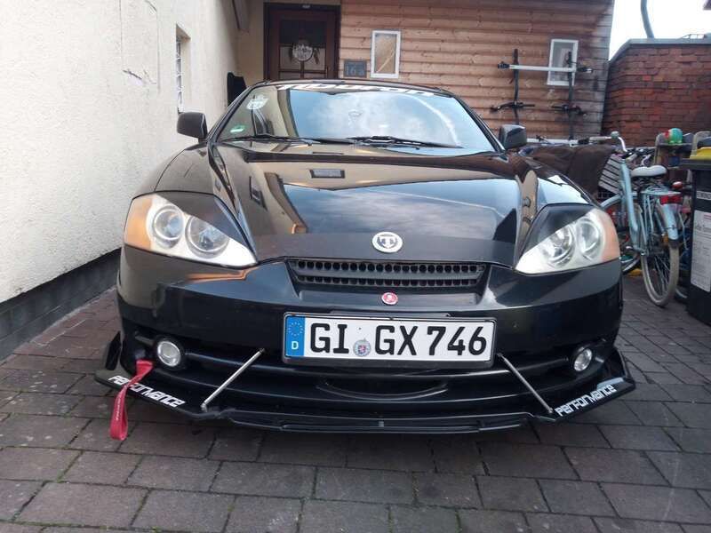 Schwarz Gebraucht 2004 Hyundai Coupé Edition+ Coupé | 4.500 € - Bild 1/4