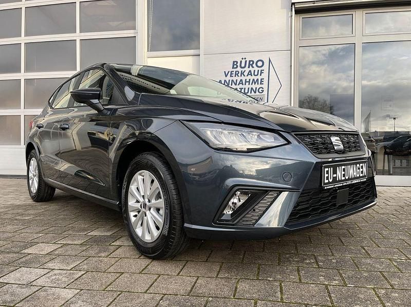 Neu Seat Ibiza Reference 80 PS (58 kW) 2025 Grau Limousine