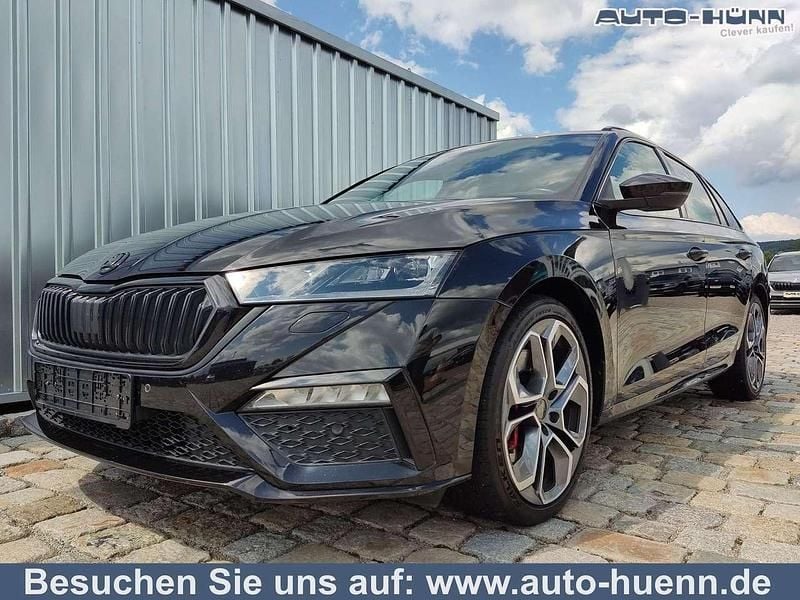 Schwarz metallic Gebraucht 2021 Skoda Octavia RS Kombi | 25.990 € (Superpreis) - Bild 1/4