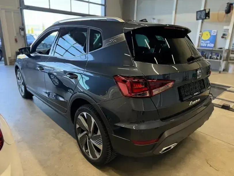 Gebraucht Seat Arona FR 116 PS (85 kW) 2025 Grau SUV