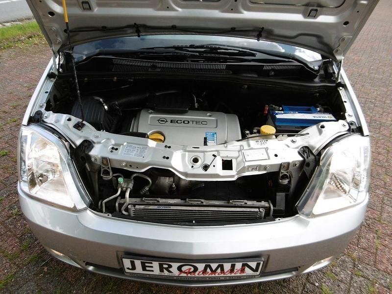 Gebraucht Opel Meriva 101 PS (74 kW) 2004 Silber Van / Kleinbus