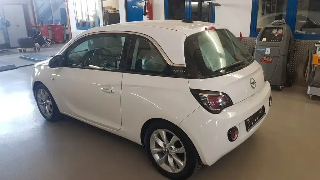 Gebraucht Opel Adam Glam 69 PS (50 kW) 2017 Weiß Kleinwagen