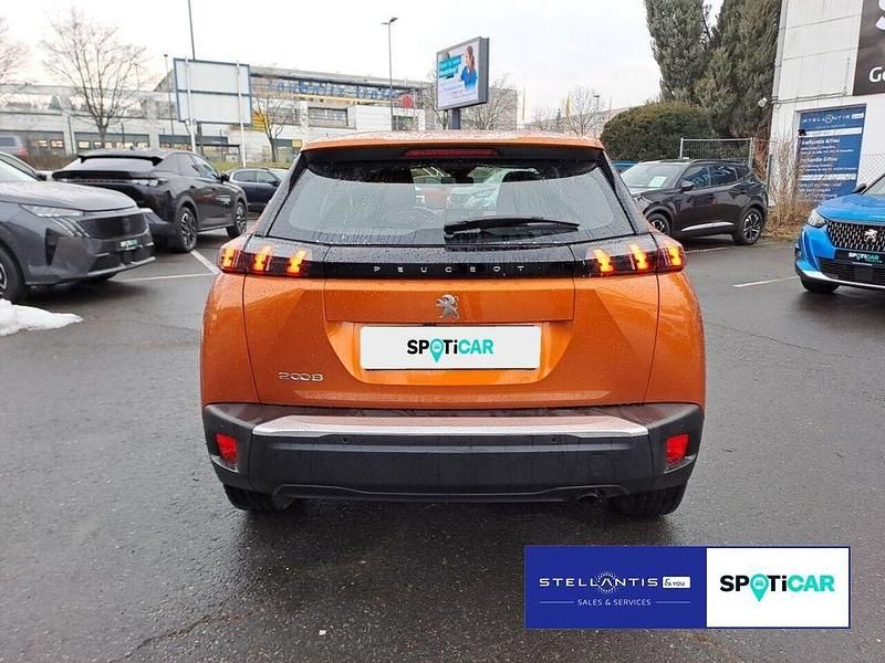 Gebraucht Peugeot 2008 Active 101 PS (74 kW) 2023 Orange SUV