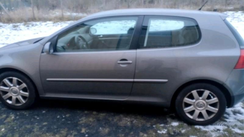 Gebraucht VW Golf V 2005 Grau Kleinwagen