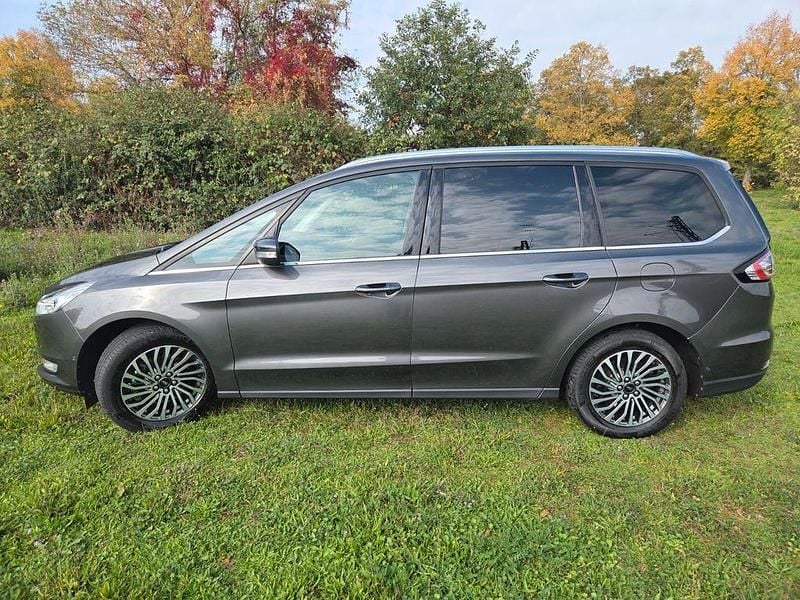 Gebraucht Ford Galaxy Titanium 241 PS (177 kW) 2018 Grau Van / Kleinbus