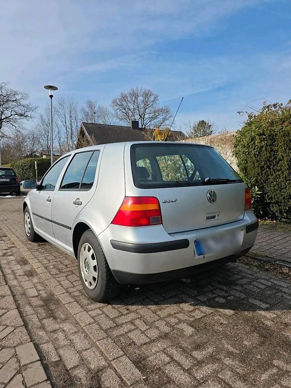 Gebraucht VW Golf IV 75 PS (55 kW) 2001 Silber Limousine