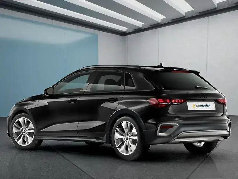 Gebraucht Audi A3 e-tron 204 PS (150 kW) 2025 Schwarz Kleinwagen