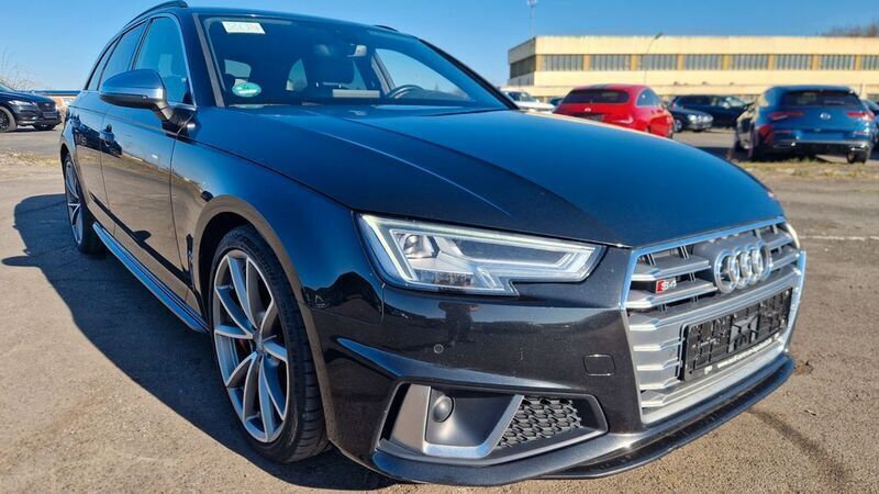 Mythosschwarz metallic Gebraucht 2020 Audi S4 Sport Kombi | 29.999 € (Superpreis) - Bild 1/4