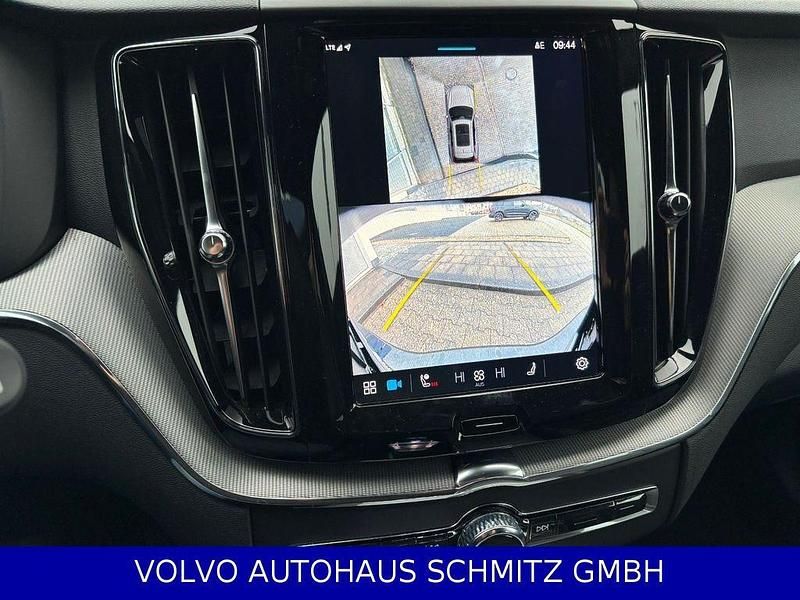 Gebraucht Volvo XC60 250 PS (183 kW) 2025 Schwarz SUV