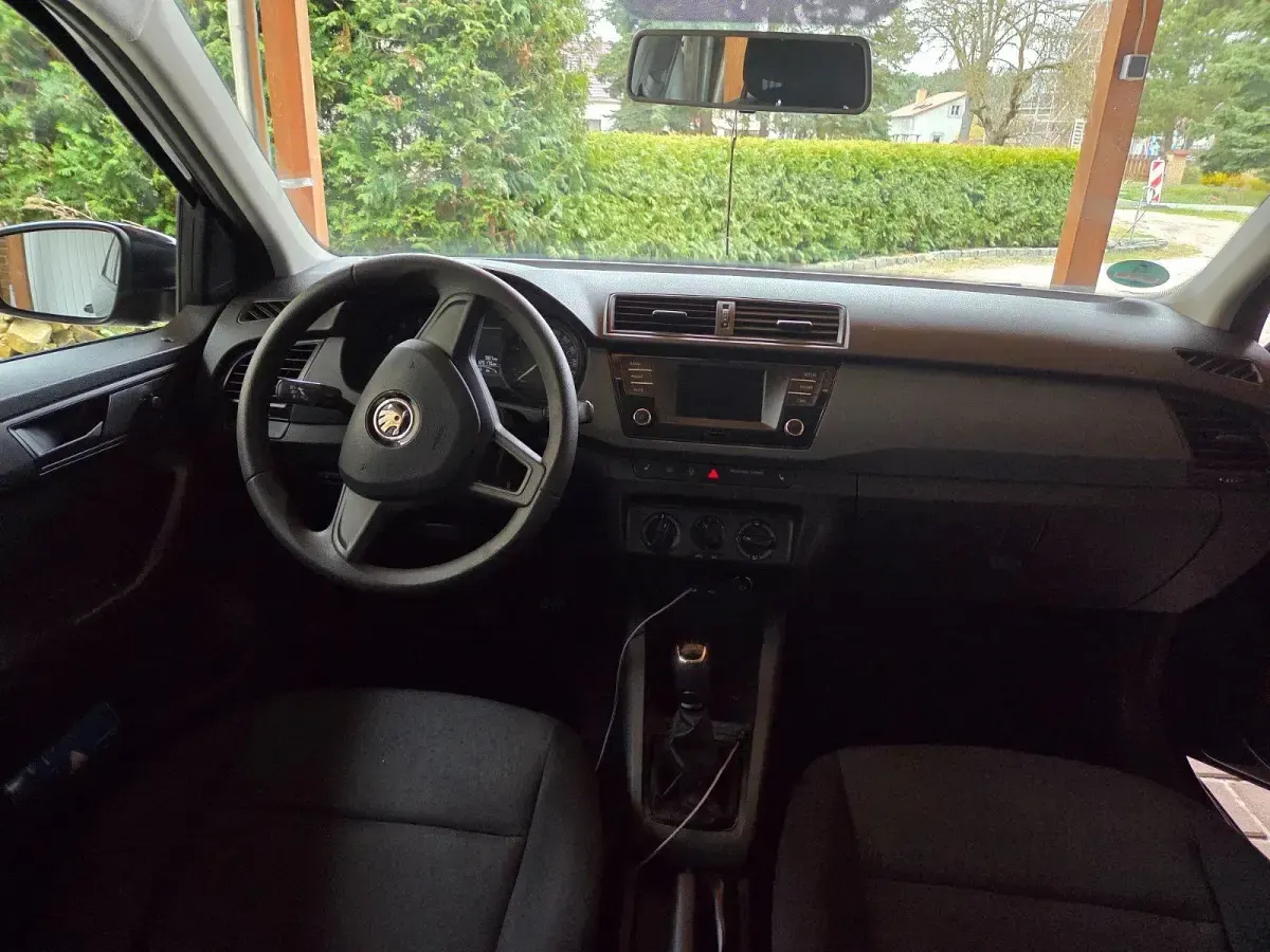 Gebraucht Skoda Fabia 60 PS (44 kW) 2018 Schwarz Kleinwagen