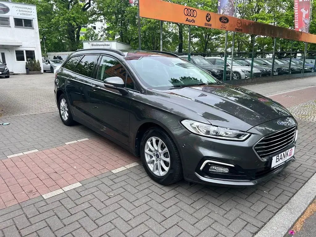 Gebraucht Ford Mondeo Trend 140 PS (102 kW) 2021 Grau Limousine