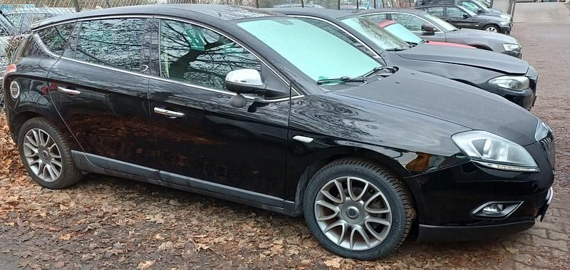 Schwarz Gebraucht 2010 Lancia Delta Kleinwagen | 4.300 € (Guter Preis) - Bild 1/4