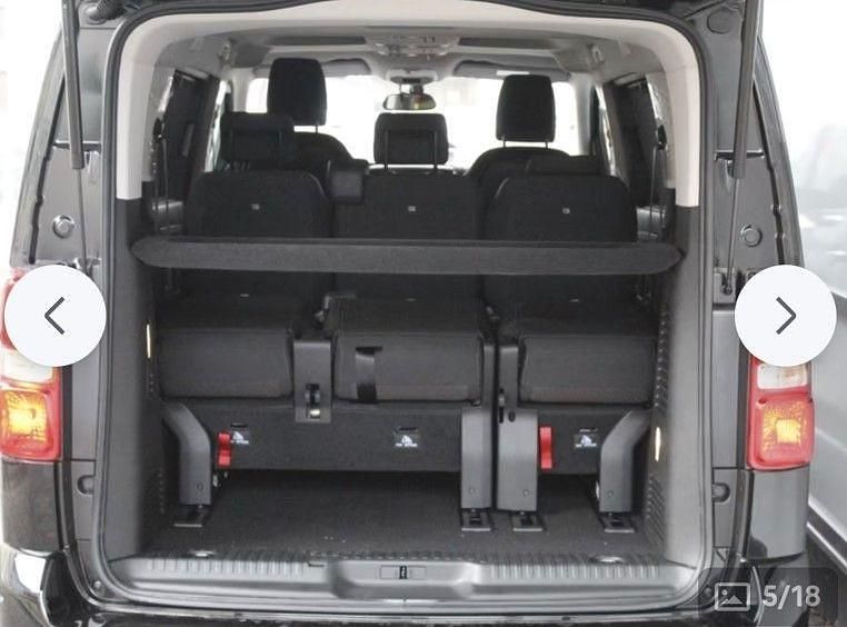 Gebraucht Toyota Proace Team 177 PS (130 kW) 2024 Schwarz Van / Kleinbus