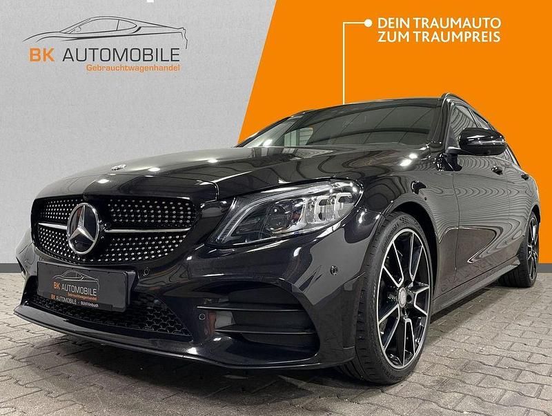 Schwarz Gebraucht 2019 Mercedes C300 AMG Limousine | 25.900 € (Fairer Preis) - Bild 1/4
