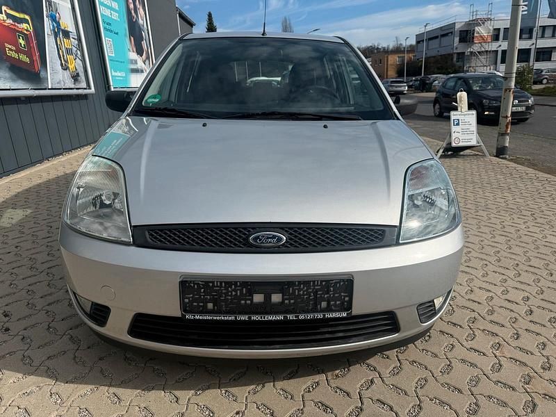Gebraucht Ford Fiesta 2003 Grau Kleinwagen