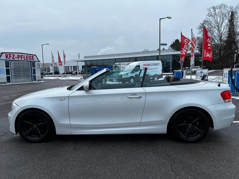 Gebraucht BMW 118 Cabriolet Advantage 143 PS (105 kW) 2013 Braun Cabrio