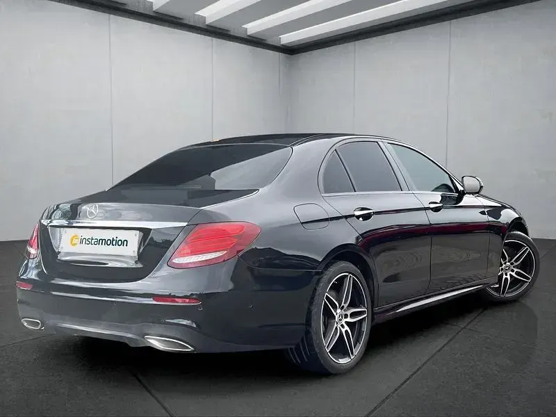 Gebraucht Mercedes E350 AMG 299 PS (219 kW) 2020 Schwarz Limousine