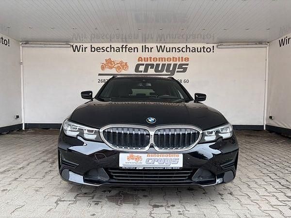 Gebraucht BMW 320 Advantage 190 PS (139 kW) 2020 Schwarz uni Kombi
