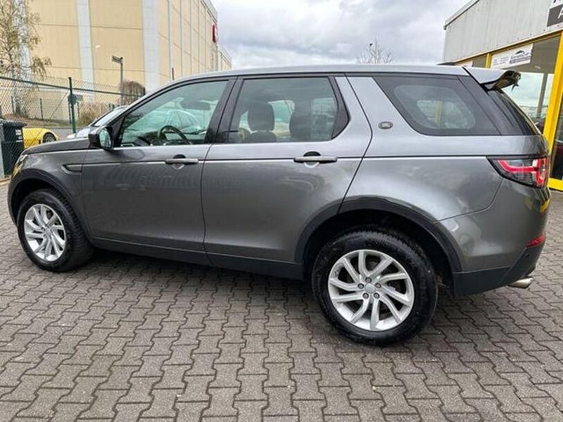 Grau Gebraucht 2017 Land Rover Discovery Sport SE SUV | 19.000 € (Etwas zu teuer) - Bild 1/4