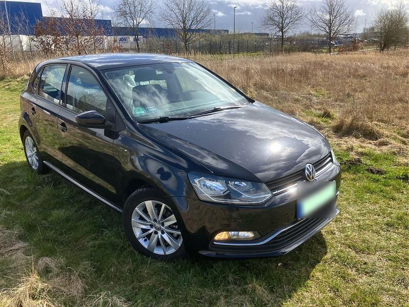 Gebraucht VW Polo 90 PS (66 kW) 2015 Schwarz Limousine