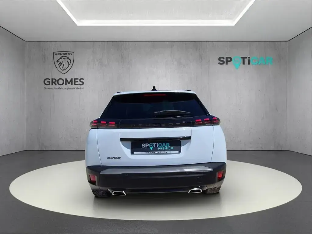 Gebraucht Peugeot 2008 Allure 131 PS (96 kW) 2024 Okenit weiss (metallic) SUV