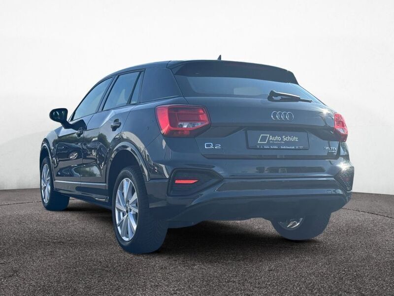 Gebraucht Audi Q2 Advanced 150 PS (110 kW) 2022 Grau SUV
