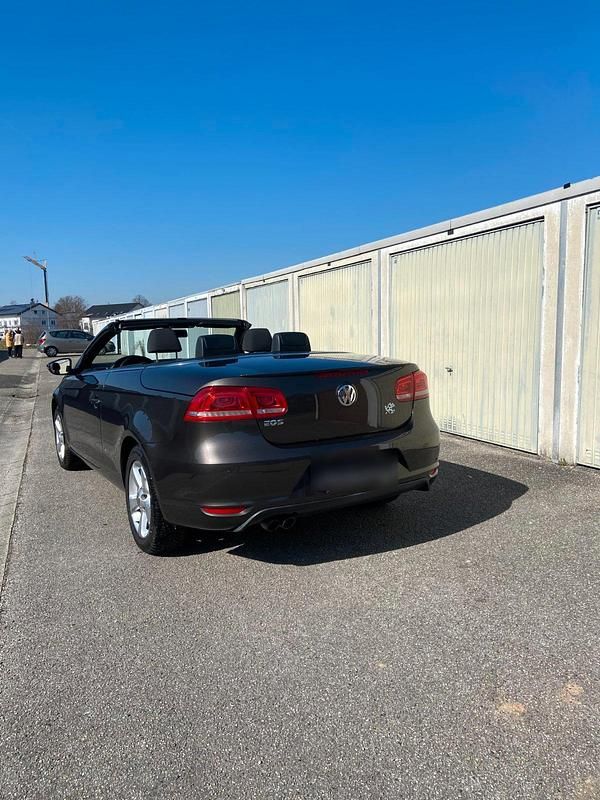 Second-hand VW Eos 211 CP (155 kW) 2011 Maro Cabrio