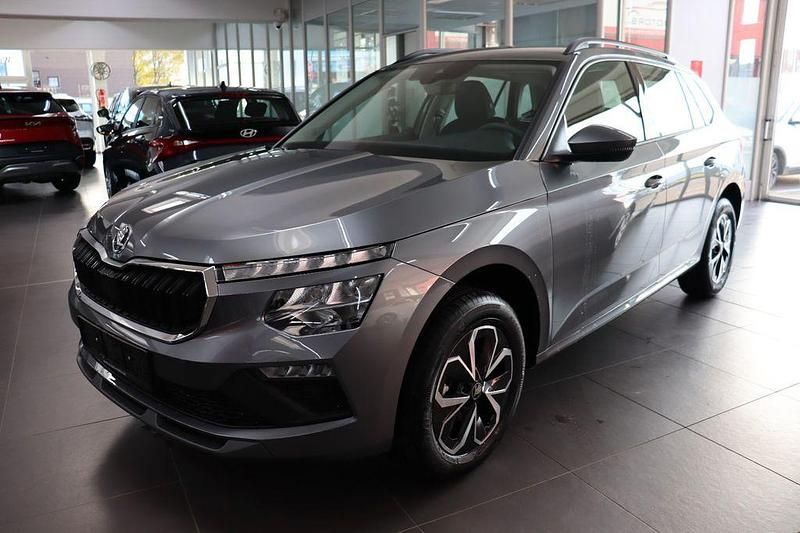 Neu Skoda Kamiq Selection 150 PS (110 kW) 2025 Grau SUV