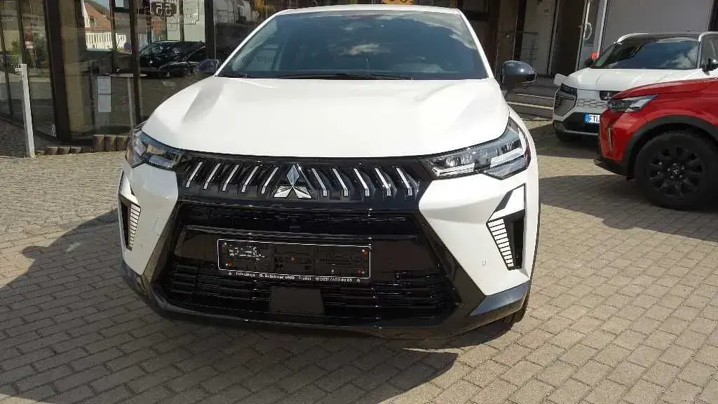 Neu Mitsubishi Grandis Diamant Edition 141 PS (103 kW) 2026 Weiß SUV