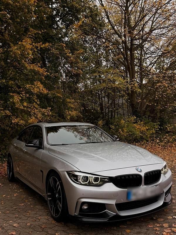 Grau Gebraucht 2017 BMW 440 Limousine | 24.500 € (Guter Preis) - Bild 1/4