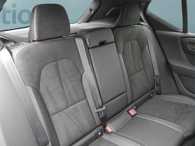 Gebraucht Volvo XC40 300 kW (408 PS) 2022 Schwarz SUV