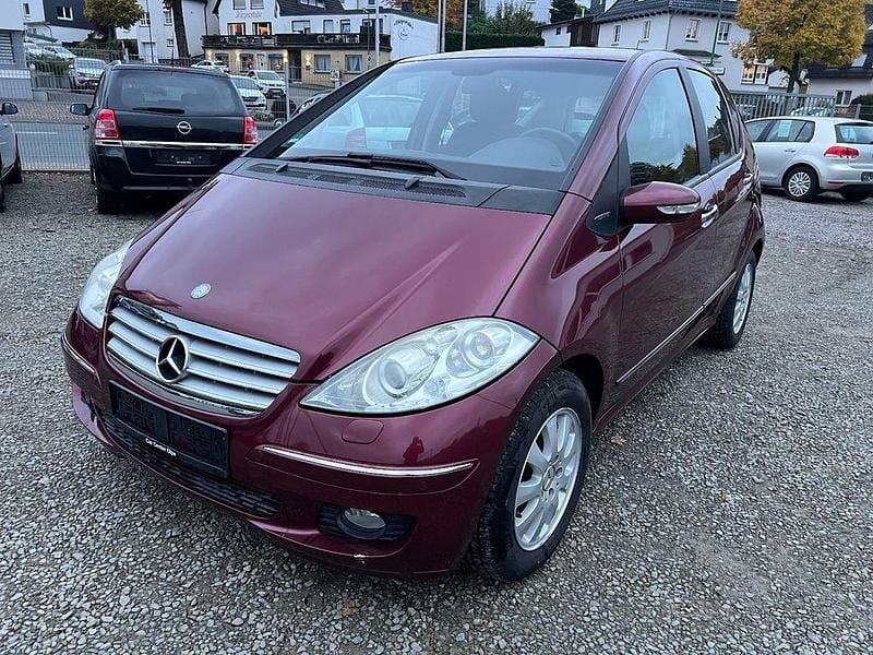Rot Gebraucht 2005 Mercedes A170 Elegance Limousine | 2.800 € (Superpreis) - Bild 1/4