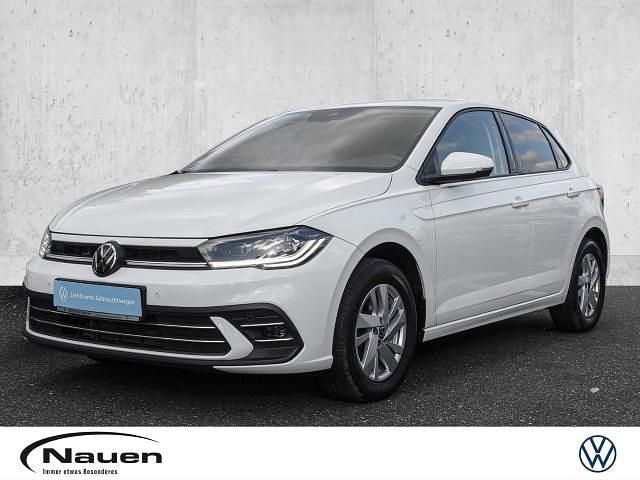 Weiß Gebraucht 2022 VW Polo Style Kleinwagen | 19.950 € (Fairer Preis) - Bild 1/3