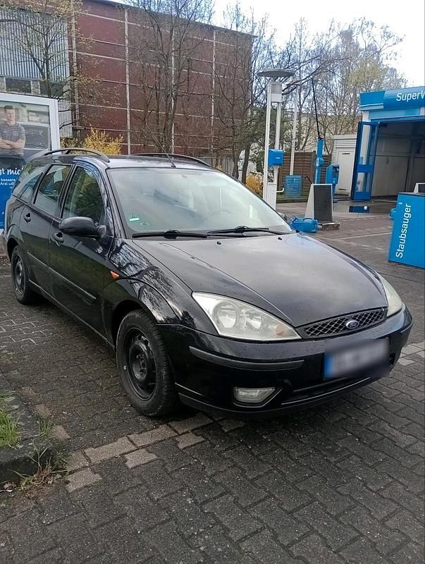 Usata Ford Focus 116 CV (85 kW) 2004 Nero Berlina
