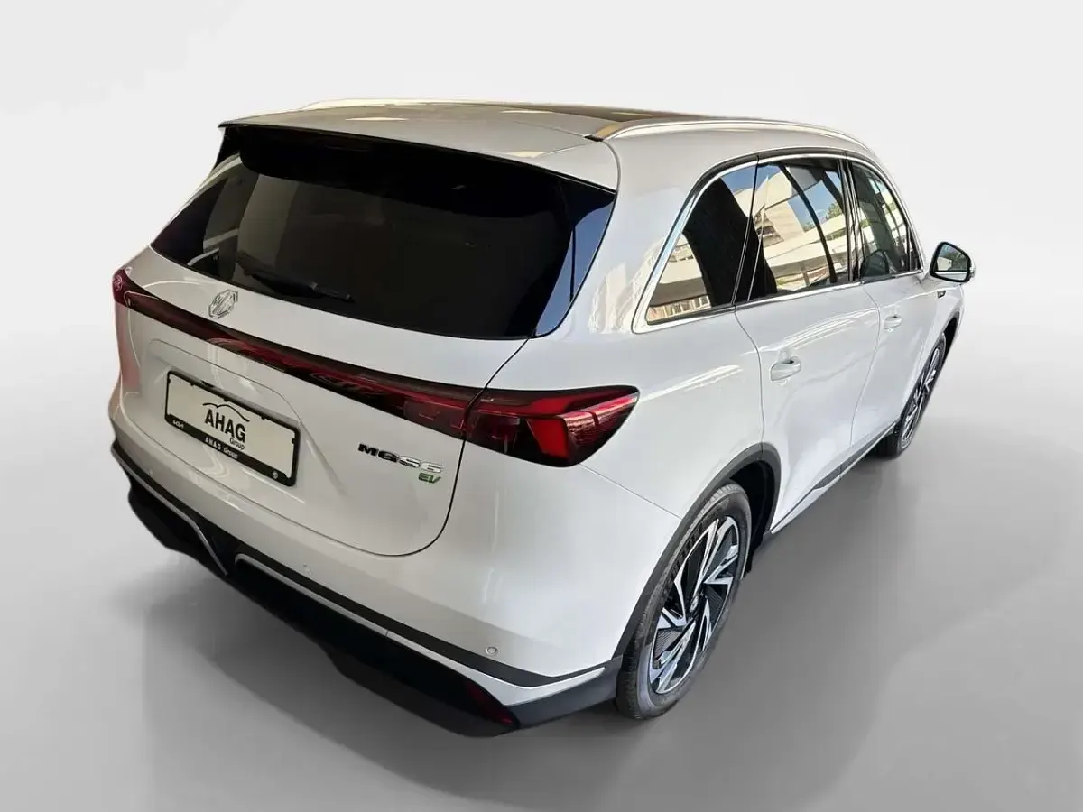 Neu MG MGS6 EV Luxury 266 kW (362 PS) 2026 Artic white SUV