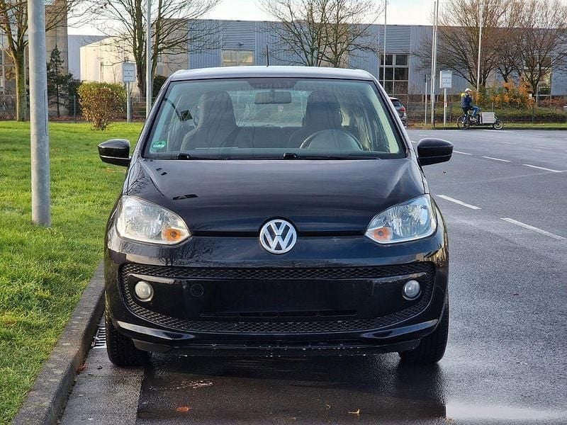 Second-hand VW up! Cup 60 CP (44 kW) 2014 Negru Hatchback