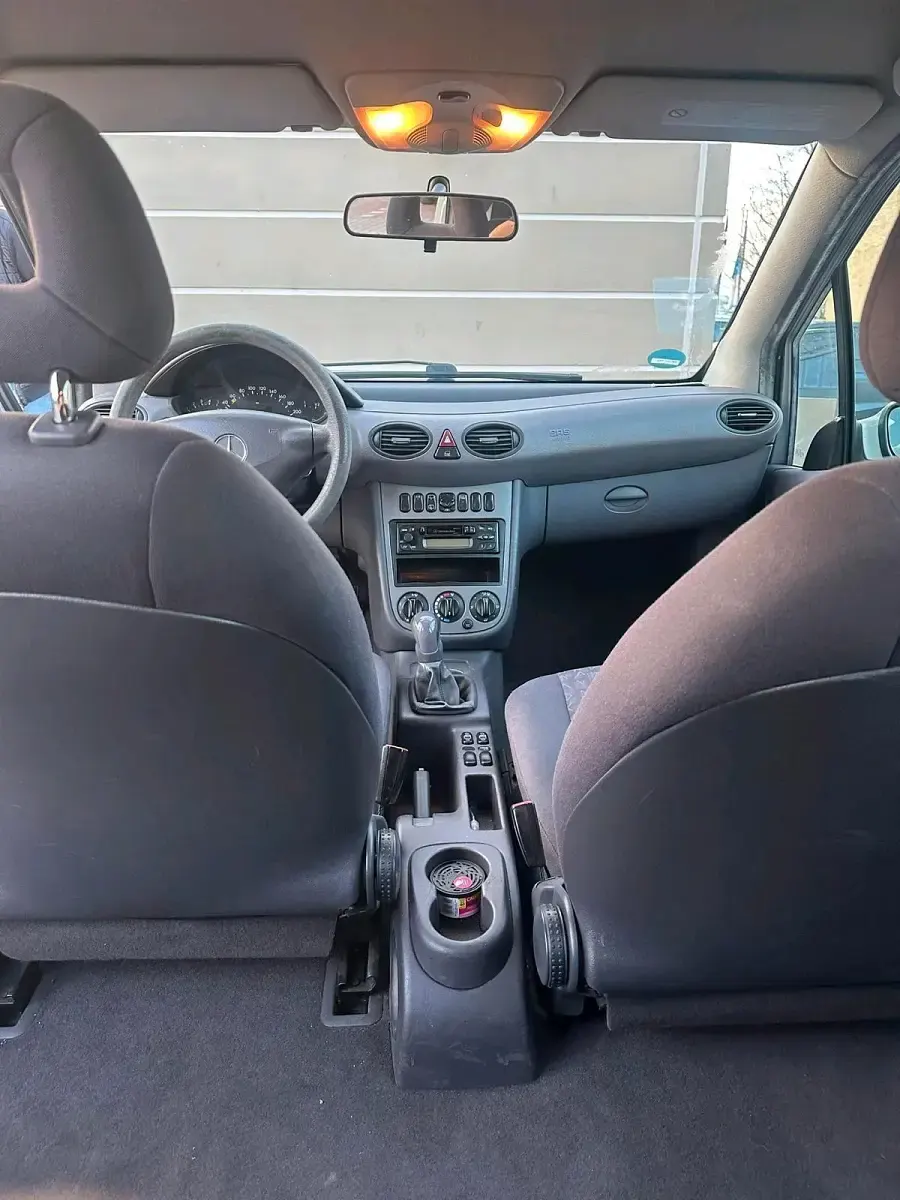 Gebraucht Mercedes A170 95 PS (69 kW) 2001 Silber Kleinwagen