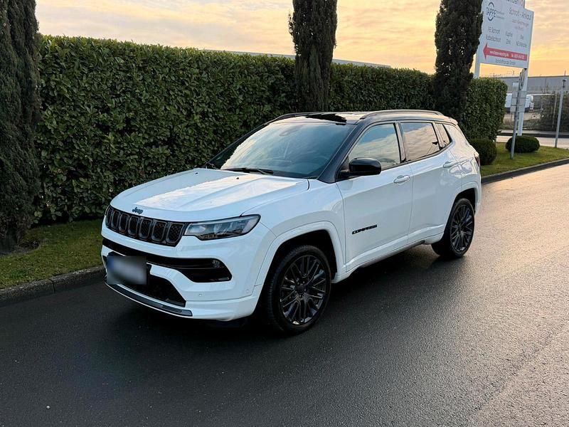 Gebraucht Jeep Compass 241 PS (177 kW) 2022 Weiß SUV
