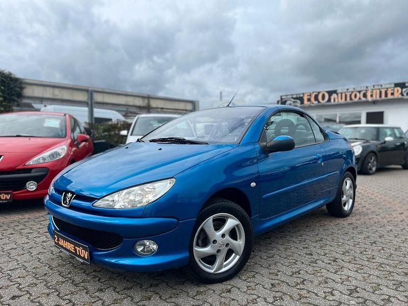 Blau Gebraucht 2004 Peugeot 206 CC Sport Cabrio | 2.750 € (Fairer Preis) - Bild 1/4